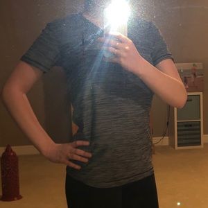 💫 NWOT Adidas Workout Top 💫